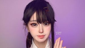 5 Potret Kak Ariela, Cosplayer yang Sering Nggak Tidur demi Konten