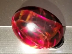 20 Tahun Berlalu, Telur Pemberian Ibu Jadi Mirip Batu Rubi