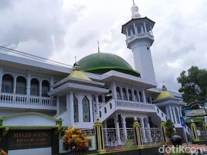 Sejarah Masjid Agung Kota Blitar yang Berusia 2 Abad Lebih Sejarah Masjid Agung Kota Blitar yang Berusia 2 Abad Lebih