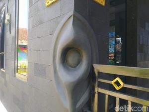 Ada Masjid Kakbah Dibangun di Bekas Kandang Sapi di ...