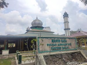 Masjid Raya Sultan Ahmadsyah Tanjungbalai, Jejak Kejayaan Kesultanan Asahan