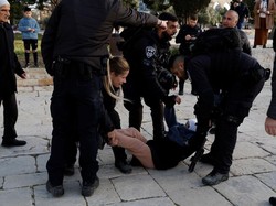 Polisi Israel Serang Jemaah di Masjid Al-Aqsa, Arab Saudi Mengecam!