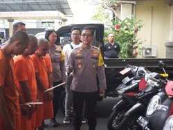 Niat Banget! Komplotan Maling di Badung Gondol Motor Pakai Pikap