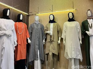 Berburu Baju Lebaran di Pasar Tanah Abang & Thamrin City, Tunik Ini Jadi Tren Berburu Baju Lebaran di Pasar Tanah Abang & Thamrin City, Tunik Ini Jadi Tren