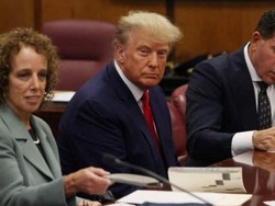 Trump Dituduh Palsukan Catatan untuk Sembunyikan Kejahatan Lain