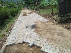Desa Pesanggaran Banyuwangi Genjot Pembangunan Jembatan-Pavingisasi Desa Pesanggaran Banyuwangi Genjot Pembangunan Jembatan-Pavingisasi