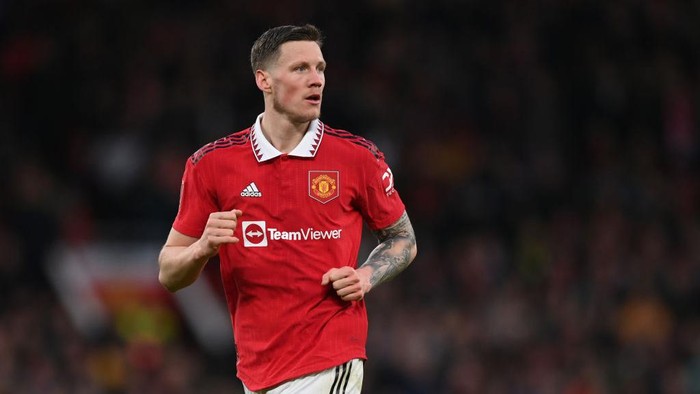MANCHESTER, ENGLAND - MARCH 19: Wout Weghorst of Manchester United in action during the Emirates FA Cup Quarter Final between Manchester United and Fulham at Old Trafford on March 19, 2023 in Manchester, England. (Photo by Michael Regan/Getty Images)