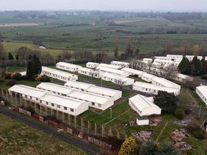 Bangunan Ini Dulunya Penjara, Kini Jadi Rumah buat Pencari Suaka