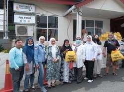 Bamsoet & Gerak BS Beri Bantuan Sekaligus Pengecekan Gula Darah Gratis