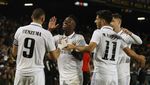 Benzema Hattrick, Real Madrid Pesta Gol di Markas Barcelona