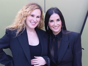 Rumer Willis Melahirkan, Demi Moore dan Bruce Willis Jadi Kakek-Nenek