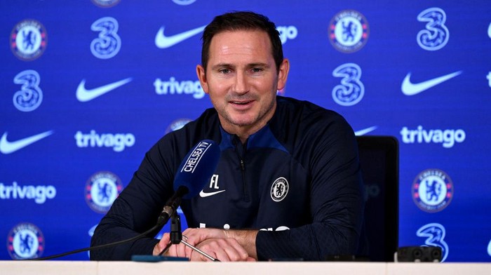 COBHAM, ENGLAND - APRIL 06: Caretaker manager Frank Lampard of Chelsea talks during a press conference at Chelsea Training Ground on April 6, 2023 in Cobham, England. (Photo by Darren Walsh/Chelsea FC via Getty Images)