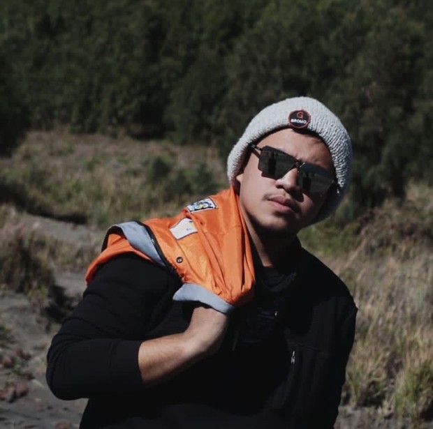 Ghozi Naufalmi Adnan sosok Imroatus alien/Foto: Instagram.com/naufalmiadnan imroatus alien