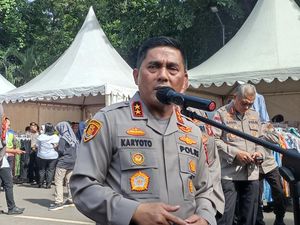 Bantah Firli Bahuri, Kapolda Metro Tegaskan Tak Pernah Bertemu SYL Bantah Firli Bahuri, Kapolda Metro Tegaskan Tak Pernah Bertemu SYL