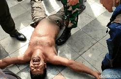 Polisi: Sopir Pajero Meracau Telanjang Dada di Depok Positif Sabu