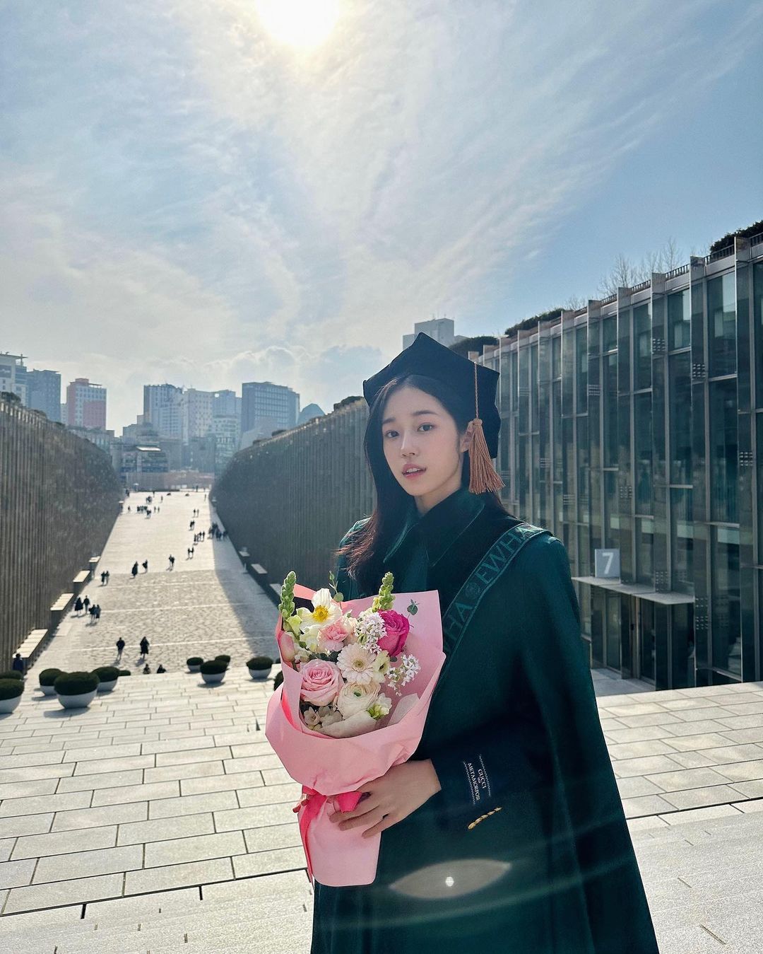 Momen kelulusan Roh Yoon Seo