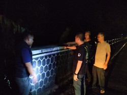 Bayi Perempuan Ditemukan dalam Kardus di Jembatan Jonggol Bogor