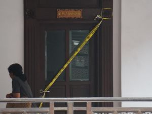 Penyegelan Ruangan di 3 Kantor Dinas Diduga Terkait Izin Tower Penyegelan Ruangan di 3 Kantor Dinas Diduga Terkait Izin Tower