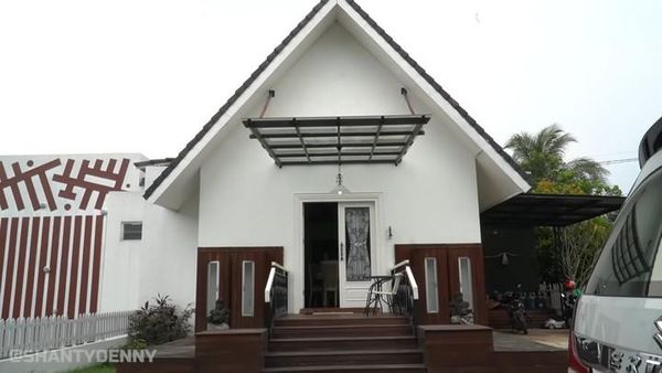 10 Potret Rumah Pasha Ungu, Mewah di Tengah Perkampungan Bogor