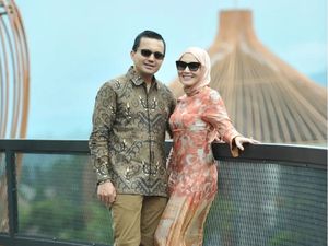 8 Potret Sahrul Gunawan & Pacar Baru yang Kini Makin Sering Pamer Kebersamaan