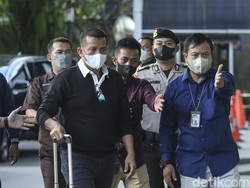 Selain Suap Pengadaan Jasa Umrah, Bupati Meranti Terima Fee Proyek dari SKPD