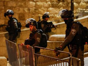 Kecaman Dunia ke Israel Usai Serangan ke Masjid Al-Aqsa Kecaman Dunia ke Israel Usai Serangan ke Masjid Al-Aqsa