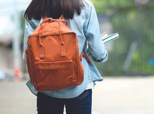 Catatan Dosen Unesa soal Relasi Maba-Senior, Kultus Senior Perlu Dikoreksi Catatan Dosen Unesa soal Relasi Maba-Senior, Kultus Senior Perlu Dikoreksi