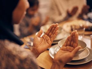 7 Adab Setelah Makan, Muslim Amalkan Yuk! 7 Adab Setelah Makan, Muslim Amalkan Yuk!