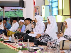 Khotmil Quran Bareng Hafizah, Bupati Ipuk Mohon Berkah untuk Banyuwangi