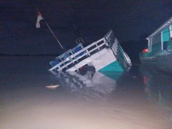 Kapal Bawa 10 ABK Karam di Perairan Berau, 361 Ton Sembako Ikut Tenggelam