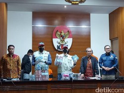 KPK Temukan Rp 1 M dari Bupati Meranti untuk Suap Pemeriksaan Keuangan!