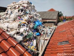 DLHK Depok: Kewenangan Tutup Lapak Pengolahan Sampah Cisalak di Satpol PP