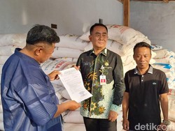 Sejumlah Kios Nakal di Probolinggo Ditemukan Jual Pupuk Subsidi Lebihi HET