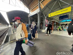 33.025 Orang Bepergian Naik KA di Daop 8 Surabaya Saat Long Weekend 33.025 Orang Bepergian Naik KA di Daop 8 Surabaya Saat Long Weekend