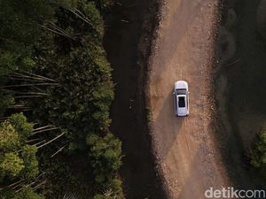 Tangguhnya Innova Zenix Melibas Jalan Berbukit Sumatera