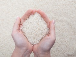 Doa Zakat Fitrah Sekeluarga Lengkap dengan Artinya