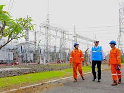 Dirut PLN Darmawan Prasodjo Raih Penghargaan Indonesia Best 50 CEO