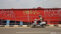 Duh, Jembatan Merah Bekasi Dipenuhi Vandalisme