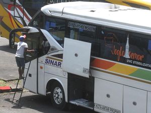 Jelang Mudik, Harga Tiket Bus AKAP Naik 25-100% Jelang Mudik, Harga Tiket Bus AKAP Naik 25-100%