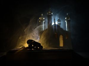 10 Fakta Penting Lailatul Qadar, Tanda Alam hingga Suasana Batin 10 Fakta Penting Lailatul Qadar, Tanda Alam hingga Suasana Batin