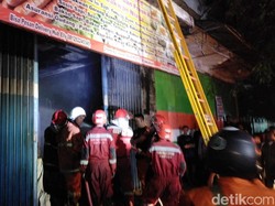 Ruko Terbakar di Kota Probolinggo, Jeritan Histeris Terdengar dari Dalam