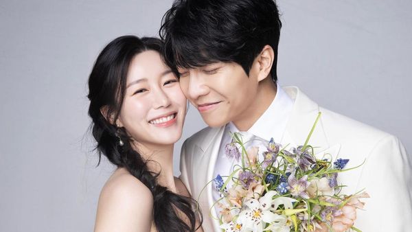Rona Bahagia di Wajah Lee Da In dan Lee Seung Gi yang Resmi Menikah