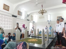 Wisata Religi di Jakarta, Menyusuri Masjid hingga Makam Bersejarah