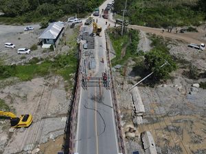 Penanganan Jembatan Amblas di Jalur Mudik Kota Palu-Donggala