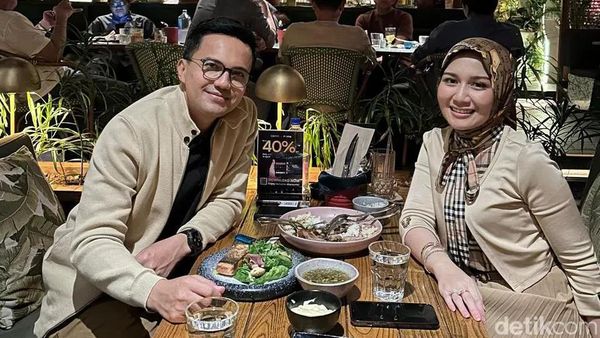 6 Foto Sahrul Gunawan Perkenalkan Dine Mutiara, Bukan Perempuan Sembarangan
