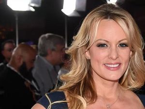 Pesan Bintang Porno ke Istri Donald Trump yang Ngaku Eks Selingkuhan