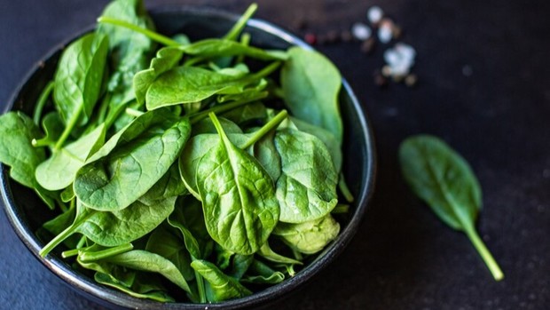 Makanan super yang dapat membantu memperlambat proses penuaan di usia 40an