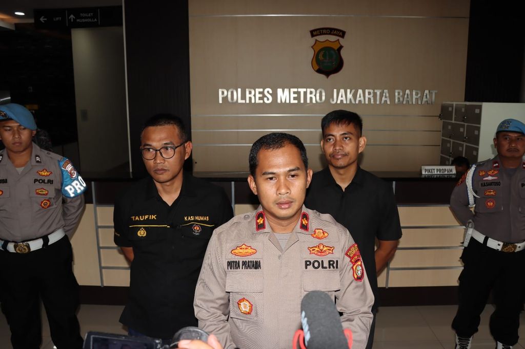 Kapolsek Tambora Kompol Putra Pratama