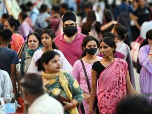 Was-was COVID Meledak Lagi Imbas Varian Arcturus, India Kembali Wajibkan Masker! Was-was COVID Meledak Lagi Imbas Varian Arcturus, India Kembali Wajibkan Masker!