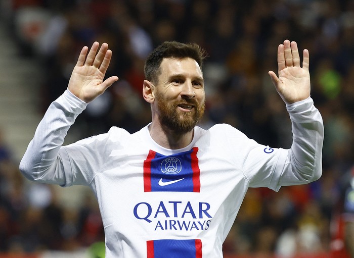 Soccer Football - Ligue 1 - OGC Nice v Paris St Germain - Allianz Riviera, Nice, France - April 8, 2023 Paris St Germains Lionel Messi celebrates scoring their first goal REUTERS/Eric Gaillard